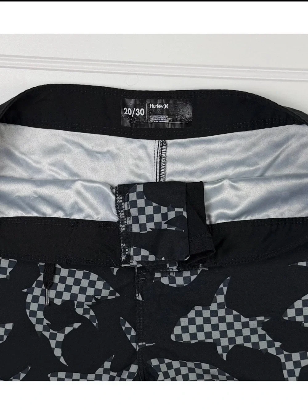 Hurley Men’s Black Check Shark-Print Swim Trunks